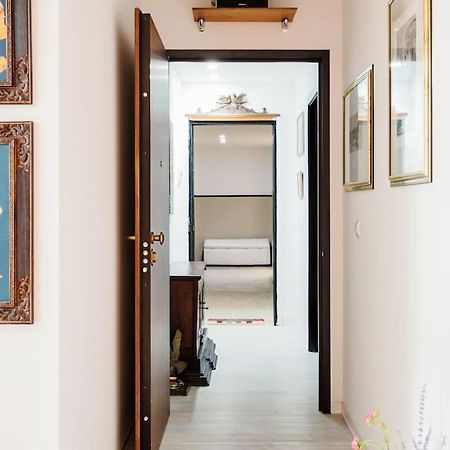 ℒovely&ℰlegant Studio next to Duomo/Missori Milano Esterno foto