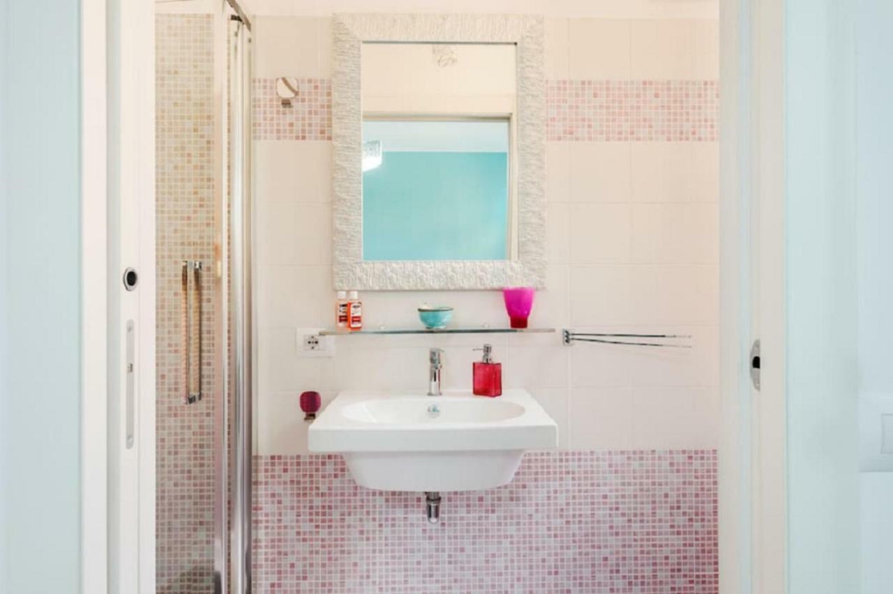 ℒovely&ℰlegant Studio next to Duomo/Missori Milano Esterno foto