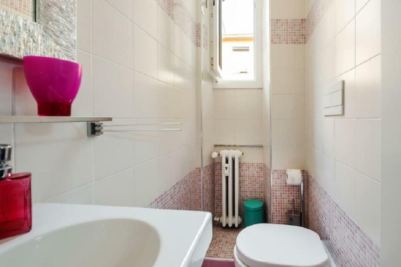 ℒovely&ℰlegant Studio next to Duomo/Missori Milano Esterno foto