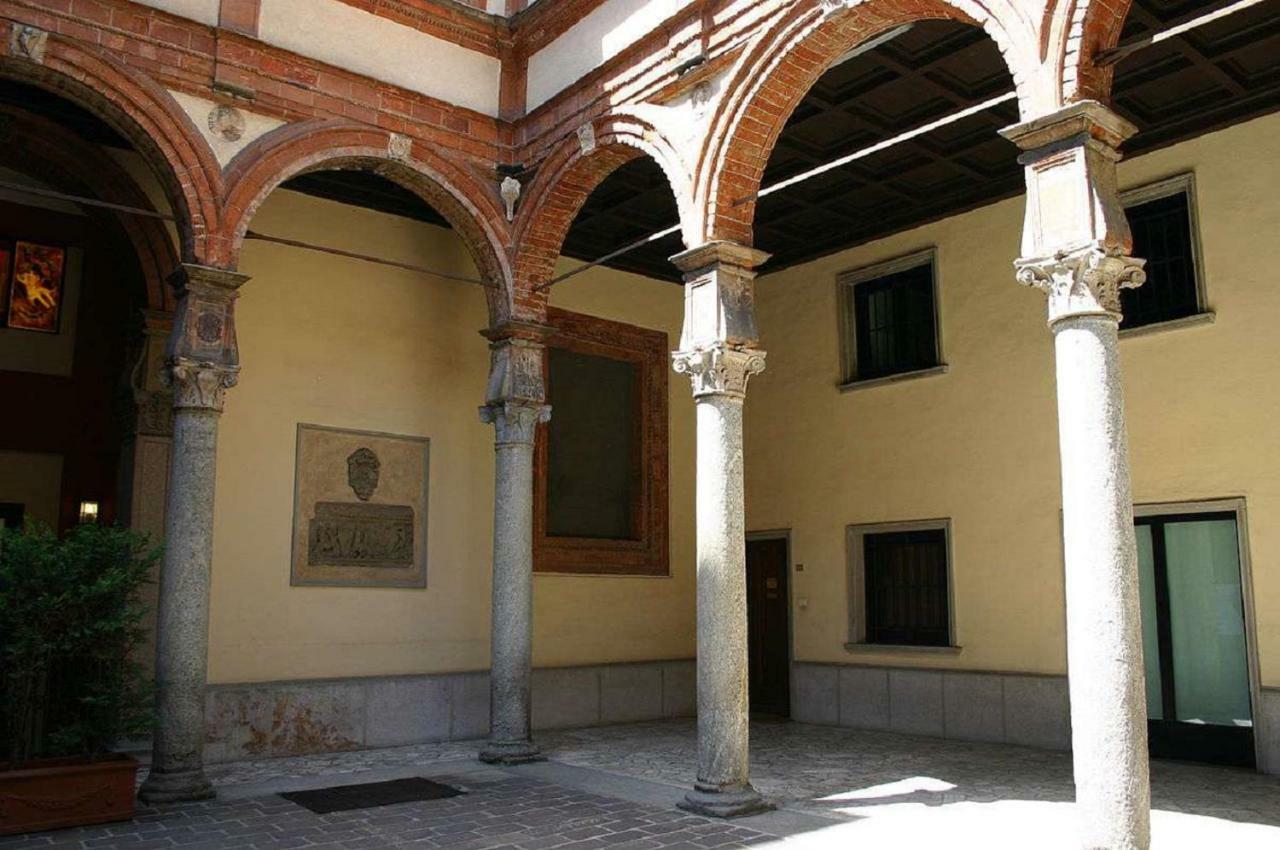 ℒovely&ℰlegant Studio next to Duomo/Missori Milano Esterno foto